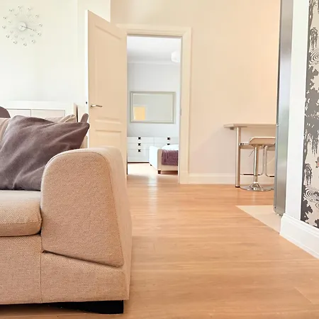 Apartment Luxury Quiet Centre - Terrace & 3 Bedrooms - 124m2 Riga