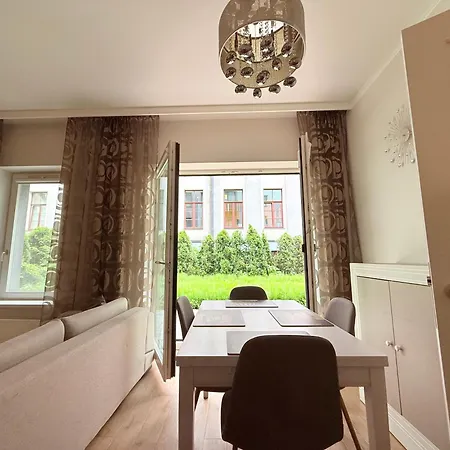Luxury Quiet Centre - Terrace & 3 Bedrooms - 124m2