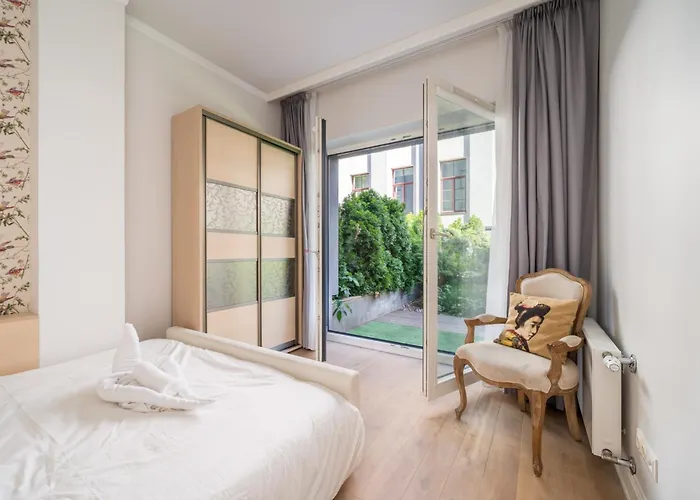 Elegant 124M2 Apartment With Terrace - Antonijas Street Apartment