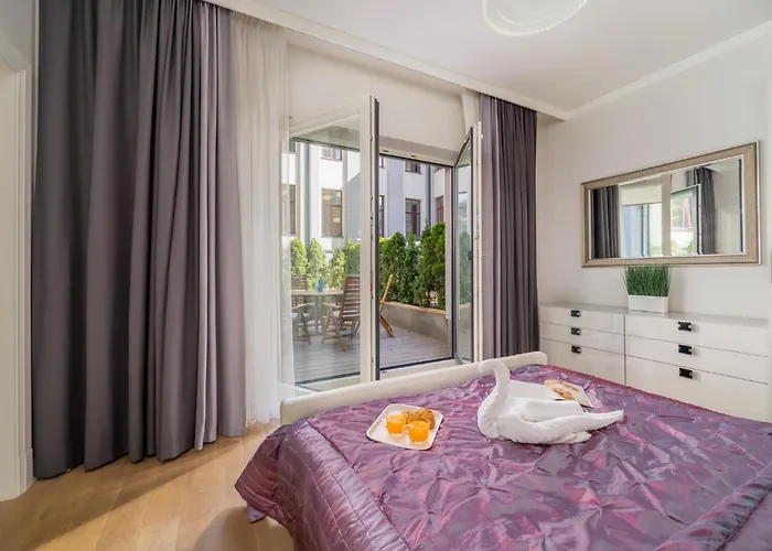 Apartment Elegant 124M2 Apartment With Terrace - Antonijas Street