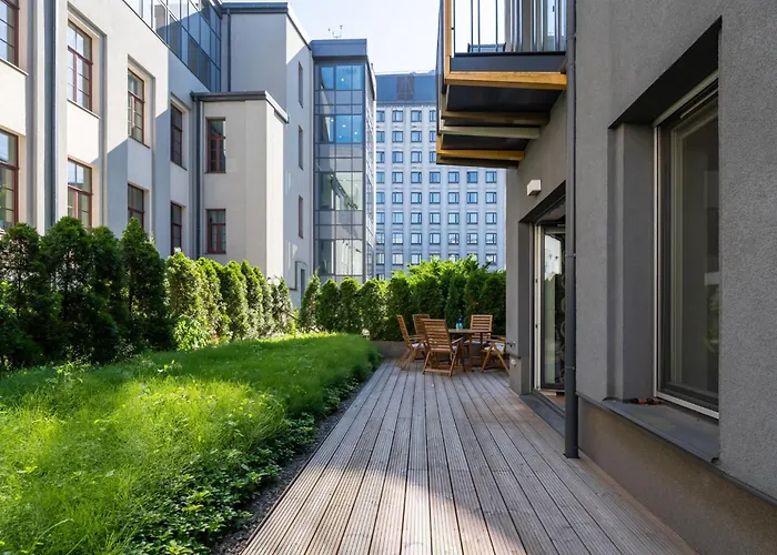 Luxury Quiet Centre - Terrace & 2 Bedrooms - 124m2 Dzīvoklis