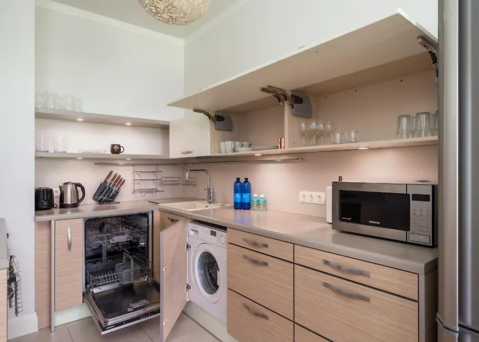 Luxury Quiet Centre - Terrace & 2 Bedrooms - 124m2 Dzīvoklis Riga